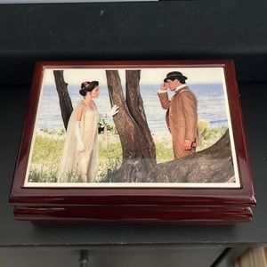 Somewhere in Time Music-box Jewelry-box